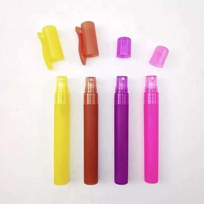 nueva llegada 10ml perfume plástico Pen With Clip Cap de la botella del espray de perfume del atomizador de muchos colores